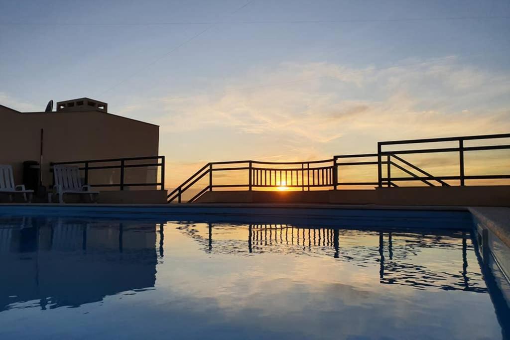 Ria Sunset House - Rooftop Pool Ольян Экстерьер фото